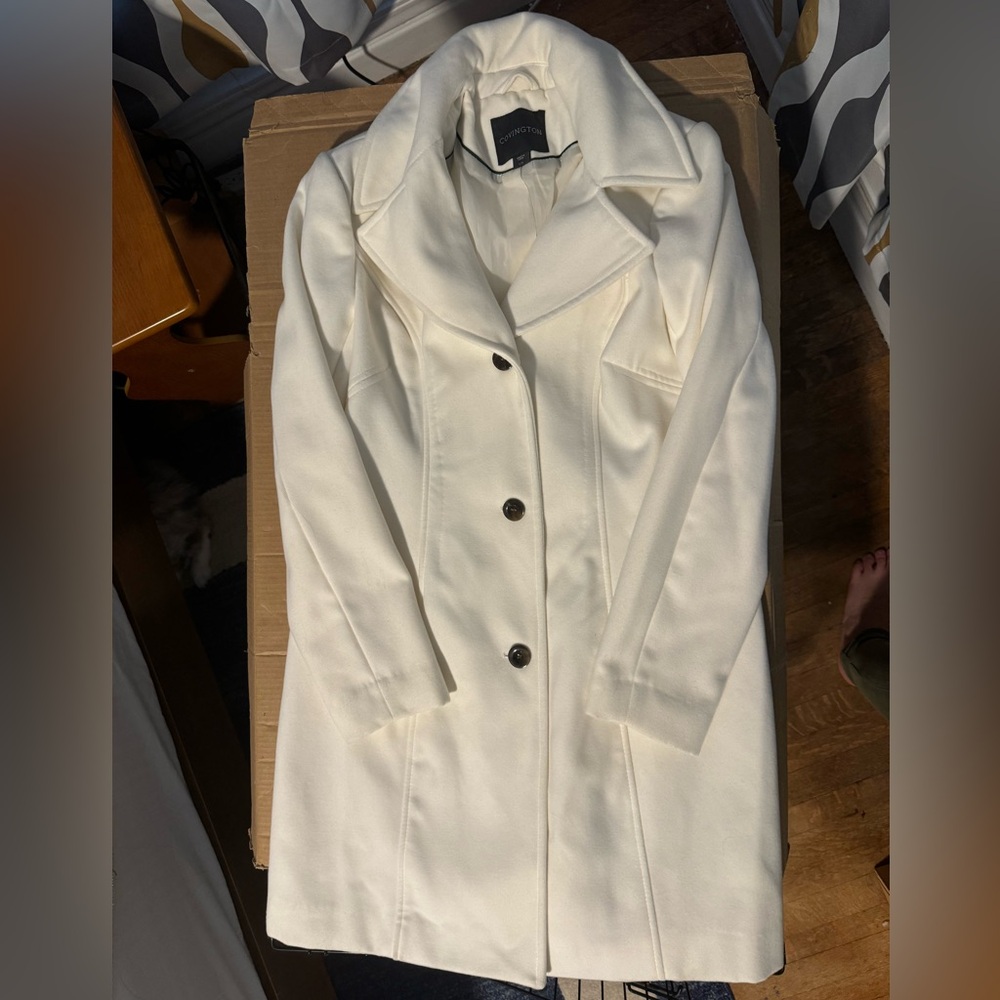 Covington Women’s Large White Peacoat